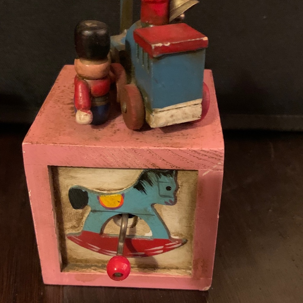 Enesco Train Music Box - Picture 2 of 4